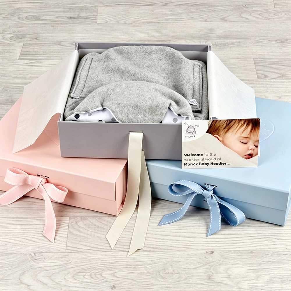 Custom Logo Size Gift Box Magnetic Closure Folding Box For Baby Clothes